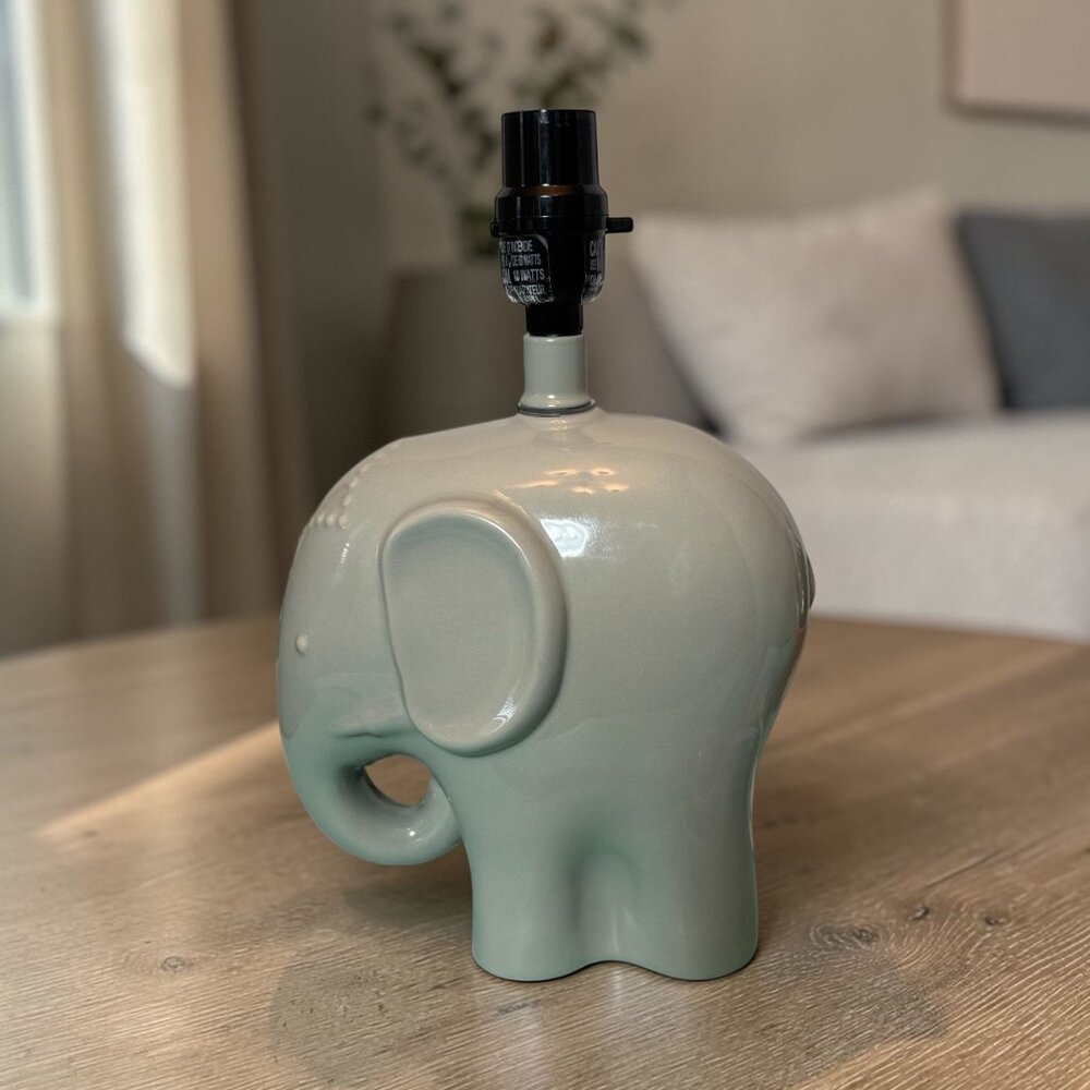 Ceramic Elephant-Shaped Table Lamp Base In Light Gray Finish